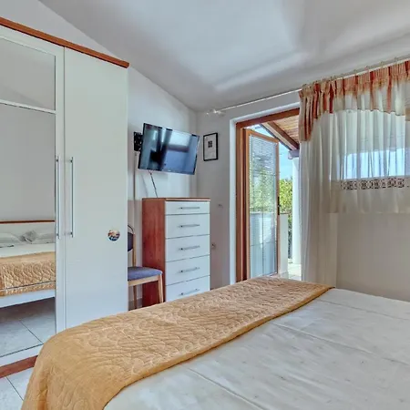 Fuer 2 Personen Ca 24 Qm In Banjole, Istrien Istrische Riviera Apartment
